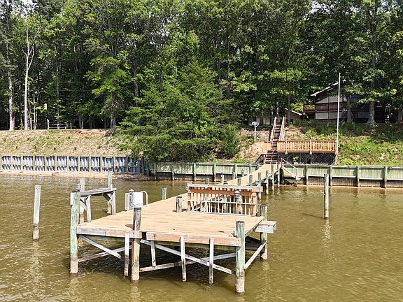 4th image of 12575 Shore Pl