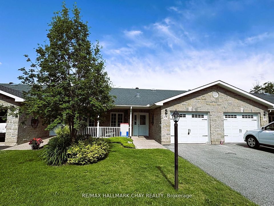 1st image of 19 Greenway Dr