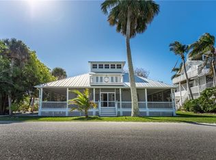 8201 Main St, Bokeelia, FL 33922