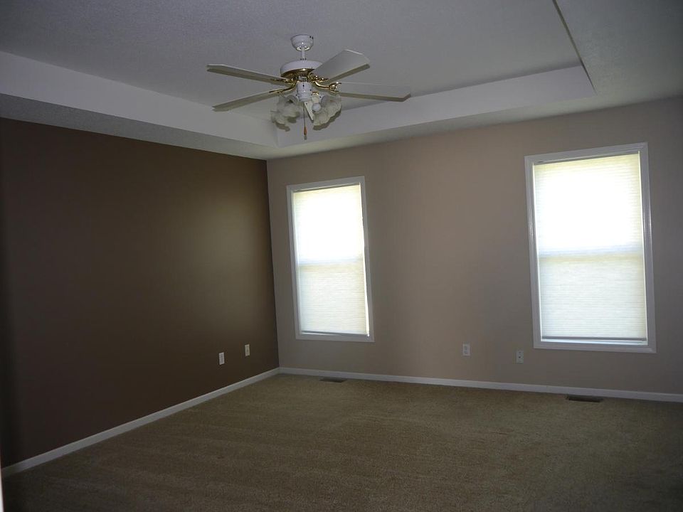 1st image of 15905 Ryan Dr