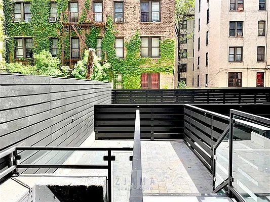 Rented by Zjama Realty Corp | media 20