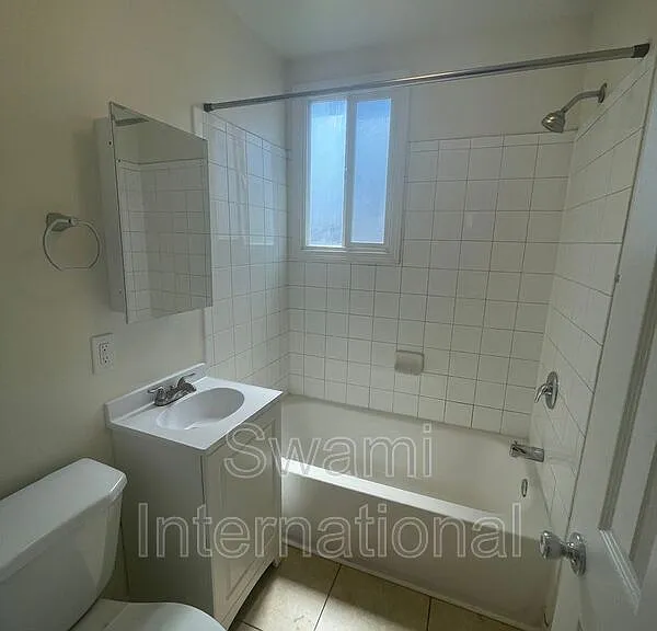 9449 S Normandie Ave #2 — Photo 9