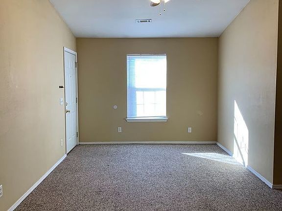 5th image of 1437 W Sligo St