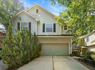 30 Blue Creek Ct, Spring, TX 77382