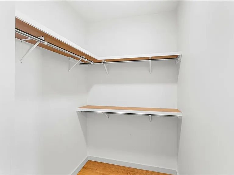 31 Parade St #201 — Photo 18