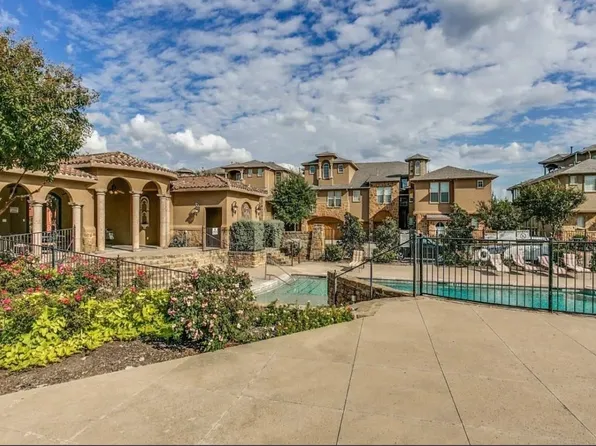 2605 Piazza Ct Unit 2, Grand Prairie, TX 75054