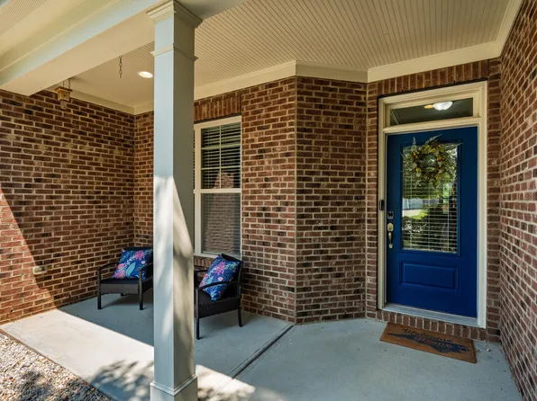 449 Sippihaw Oaks Dr, Fuquay Varina, NC 27526