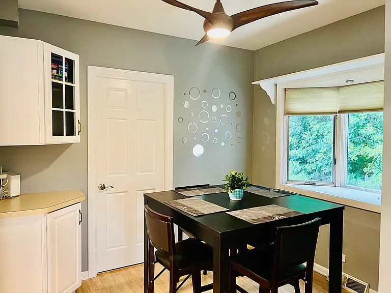 408 S Mitchell Ave — Photo 6