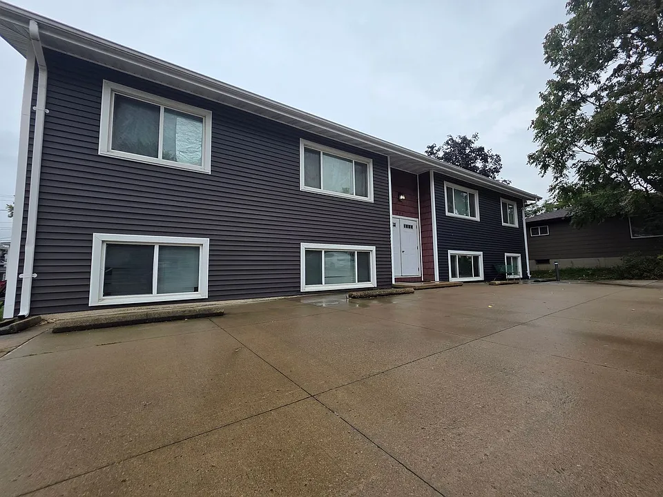 320 & 340 15th St