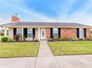 2701 Legend St, Meraux, LA 70075