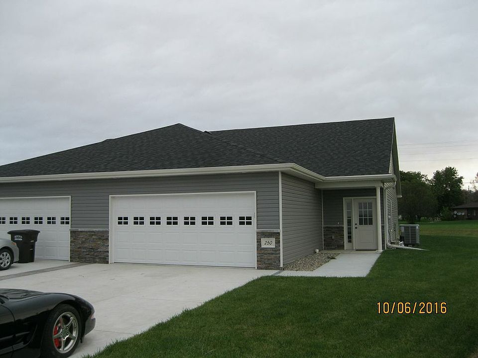 1st image of 250 Montana Cir