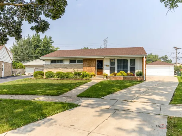 7254 Davis St, Morton Grove, IL 60053