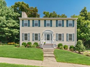 14 Ridge Ln, Shelton, CT 06484