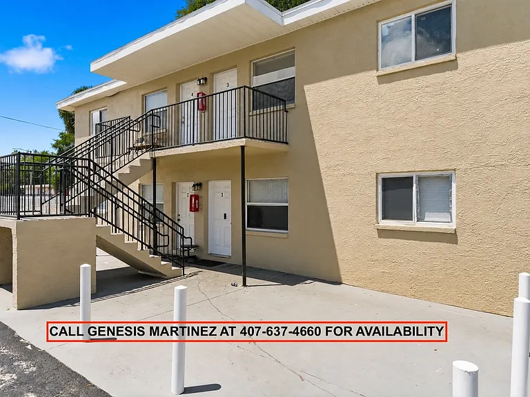 1799 Russell St S #3 — Photo 1