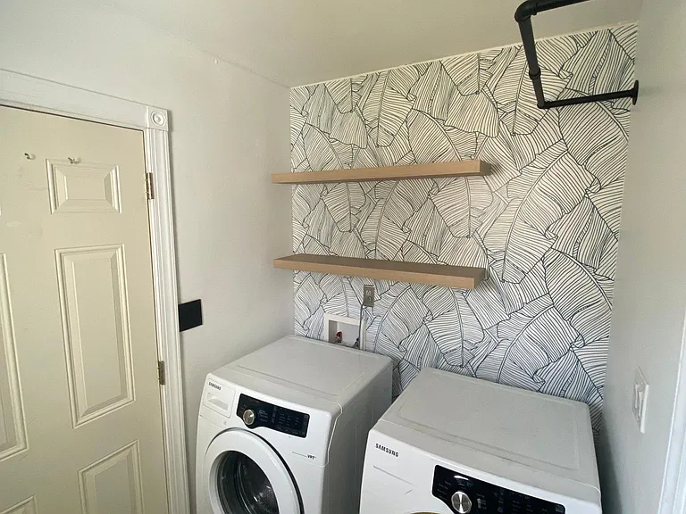 8232 Meadowdale Ln — Photo 11