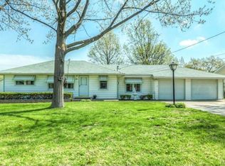 51 Circle Way, Saint Peters, MO 63376