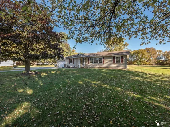 3262 Kelly Rd, La Salle, MI 48145