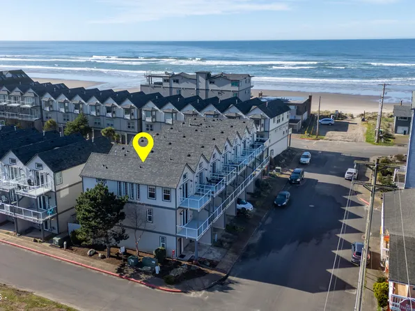 108 N 3rd Ave, Rockaway Beach, OR 97136