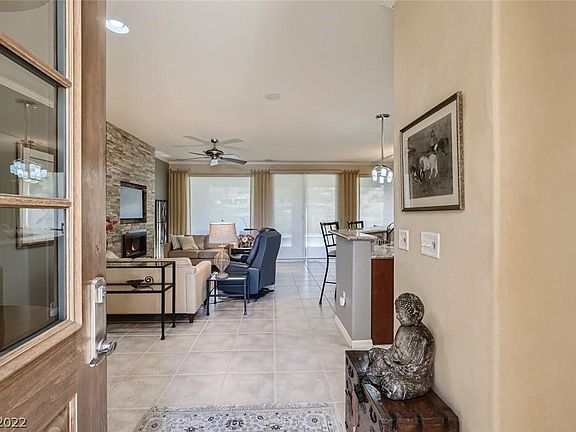 3rd image of 4545 Regalo Bello St
