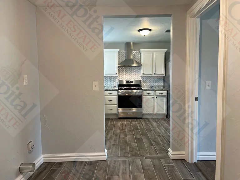 4769 SE 27th St — Photo 21