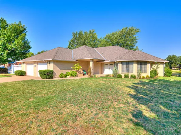 3310 Pondridge Rd, Chickasha, OK 73018