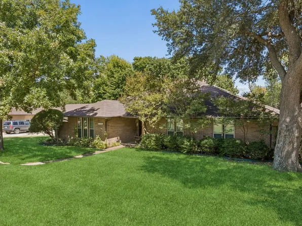 1310 Merrimac Trl, Garland, TX 75043