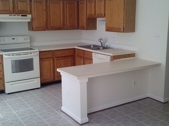 5th image of 12917 Bjork Ln