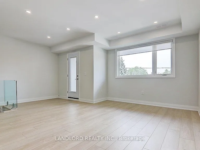 115 Livingstone Ave #UPPER — Photo 18