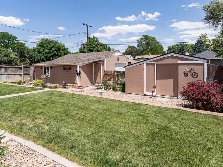 3026 S Ogden St — Photo 23