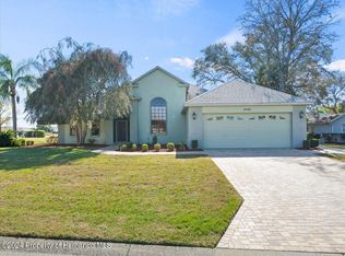 8440 Maybelle Dr, Weeki Wachee, FL 34613