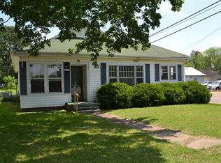 1020 S 3rd St, Union City, TN 38261