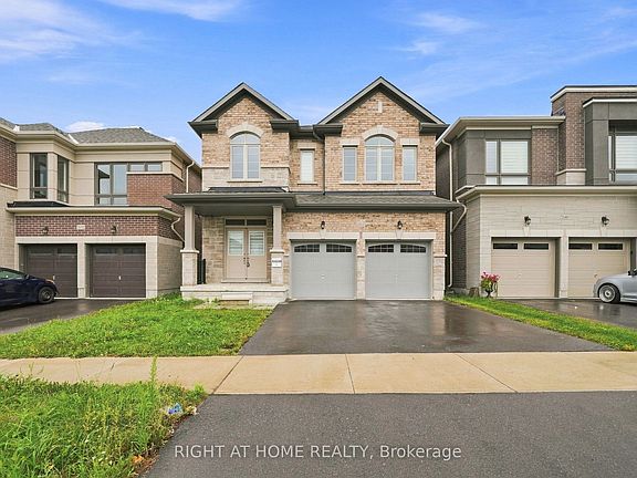 2nd image of 2136 Coppermine St