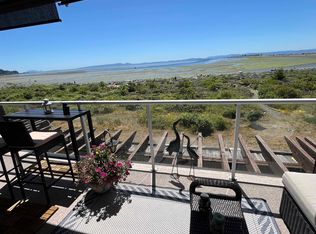 1120 Tsatsu Shores Dr #207, Delta, BC V4M 4G3