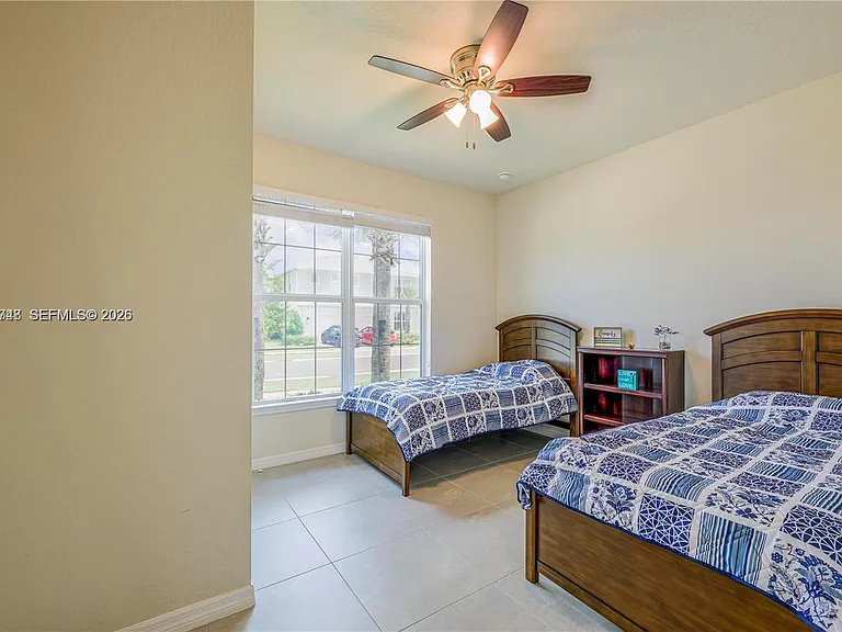 12300 SW Myrtle Oak Dr — Photo 12