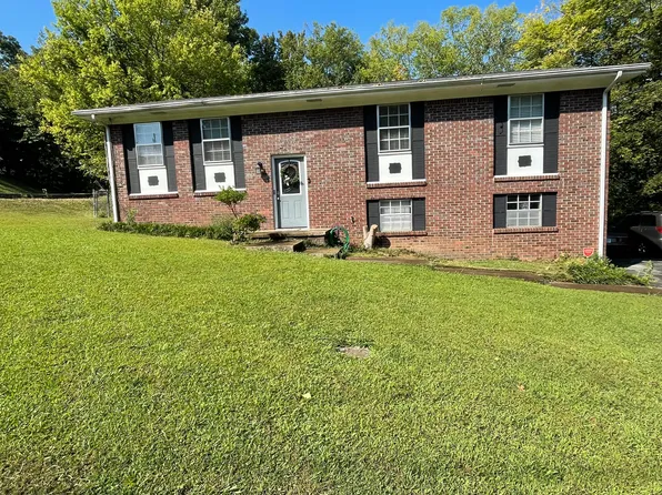 1114 Charwood Ln, Hixson, TN 37343
