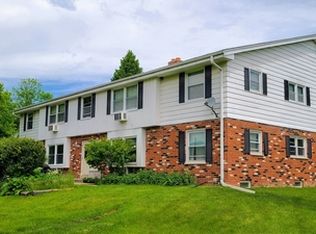 N143W6487 Layton St APT 5, Cedarburg, WI 53012
