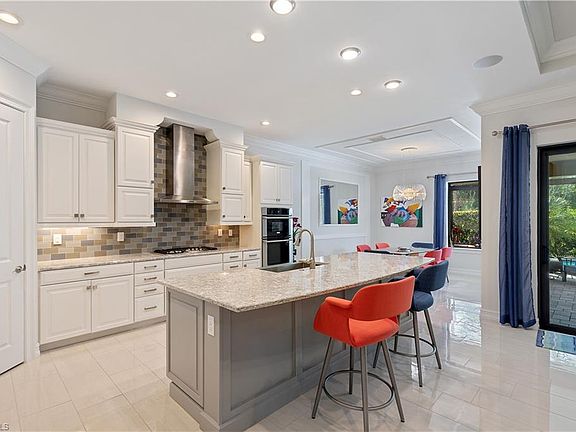 2nd image of 3079 Mandalay Pl