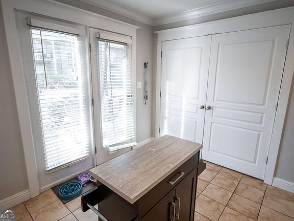 4th image of 660 Barnett Shoals Rd APT 410