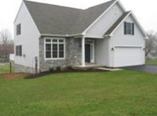 308 Main St, Akron, PA 17501