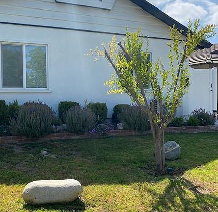 4th image of 9536 Geyser Ave
