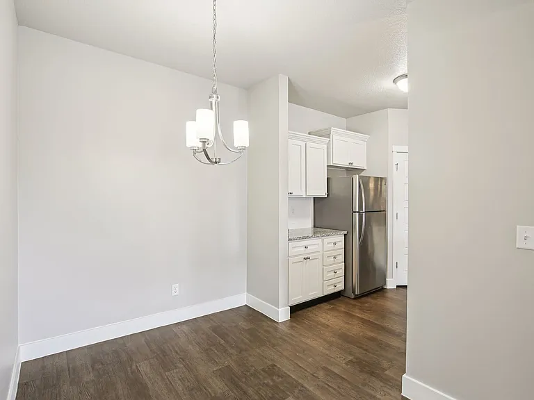 Steeplechase Apartments — Photo 28