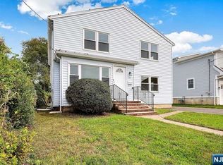 25 Allen St, Cresskill, NJ 07626