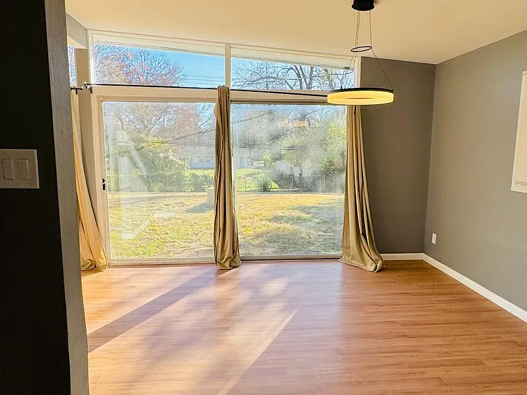 8332 Pepperidge Dr — Photo 8