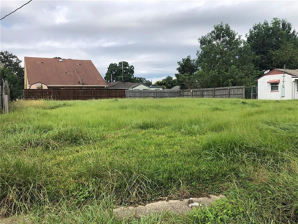 2nd image of 4324 Cartier Ave