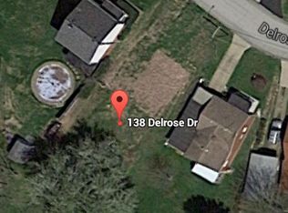 138 Delrose Dr, McKeesport, PA