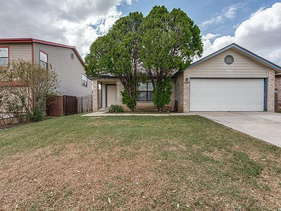 3rd image of 8058 CHESTNUT BARR DR