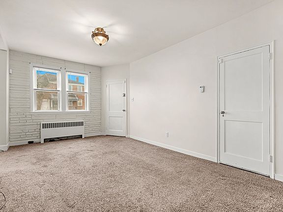 4th image of 3706 W Franklin St #1