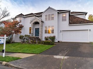 4031 Orchard Dr, Lake Oswego, OR 97035