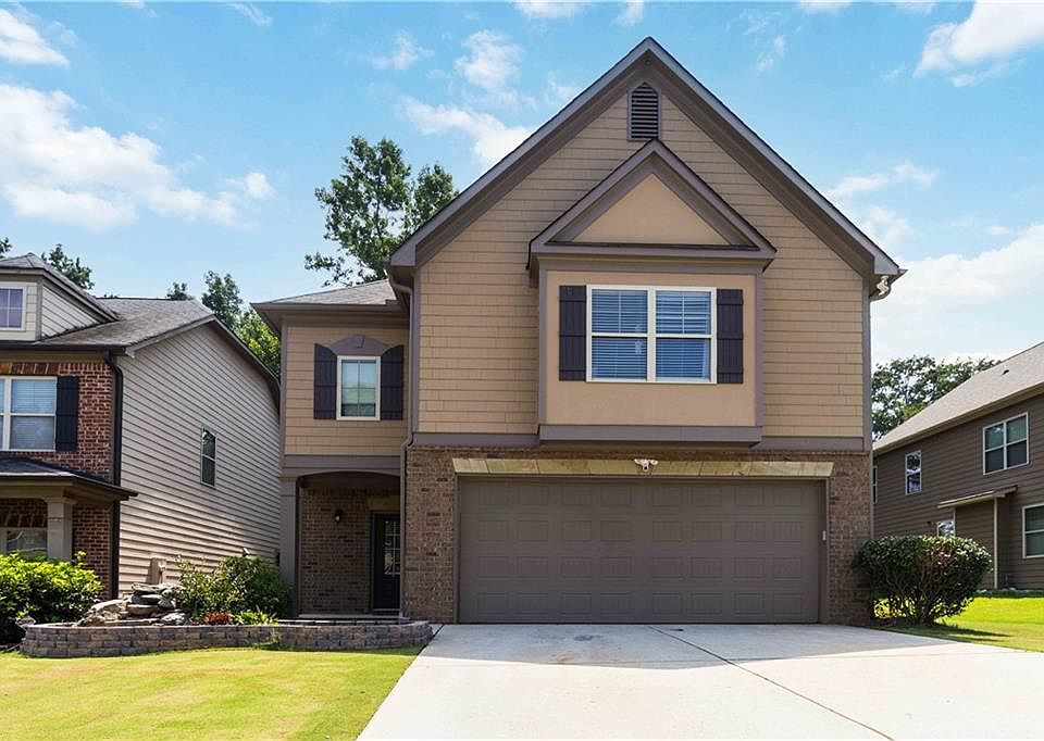 1st image of 2618 Lake Manor Cir