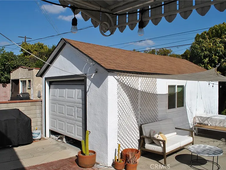 3200 Dorchester Ave — Photo 17